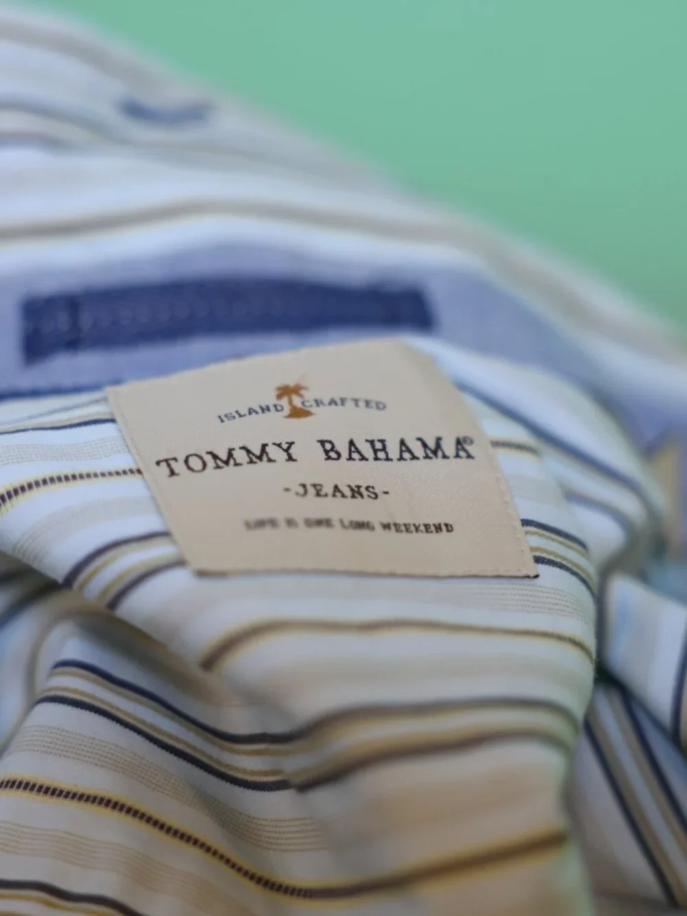 Tommy Bahama Jeans Men's Light Colored Cotton Button-Down Striped Shirt Size XXL